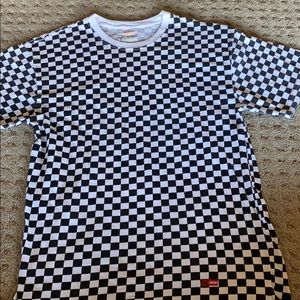 Hanes Supreme men’s small shirt